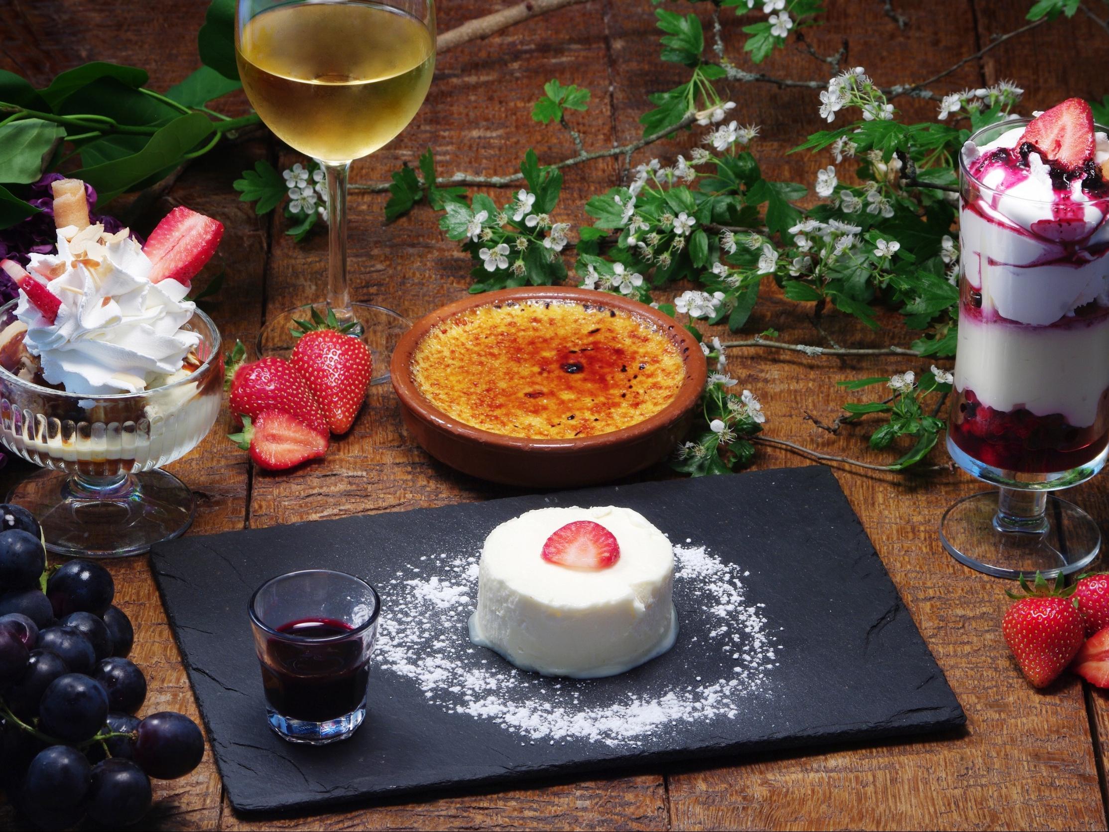 Hotel-Restaurant Logis L'Aubrac ลาโยล ภายนอก รูปภาพ